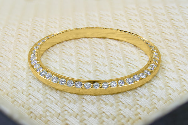 14k Gold 31mm 0.96ct Yg
