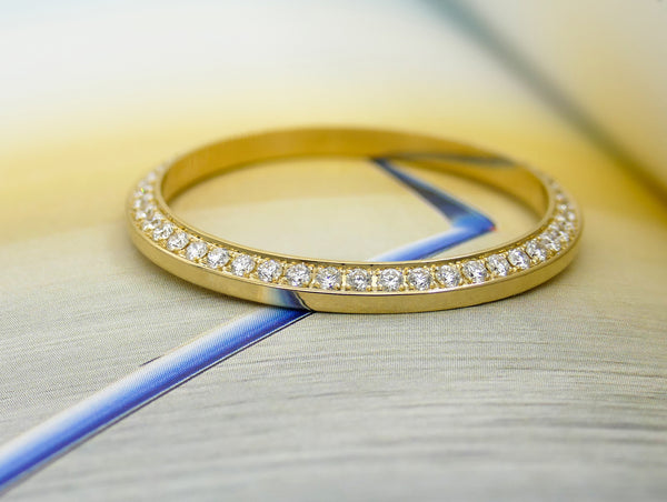 14k Gold 31mm 0.84ct YG 4prong